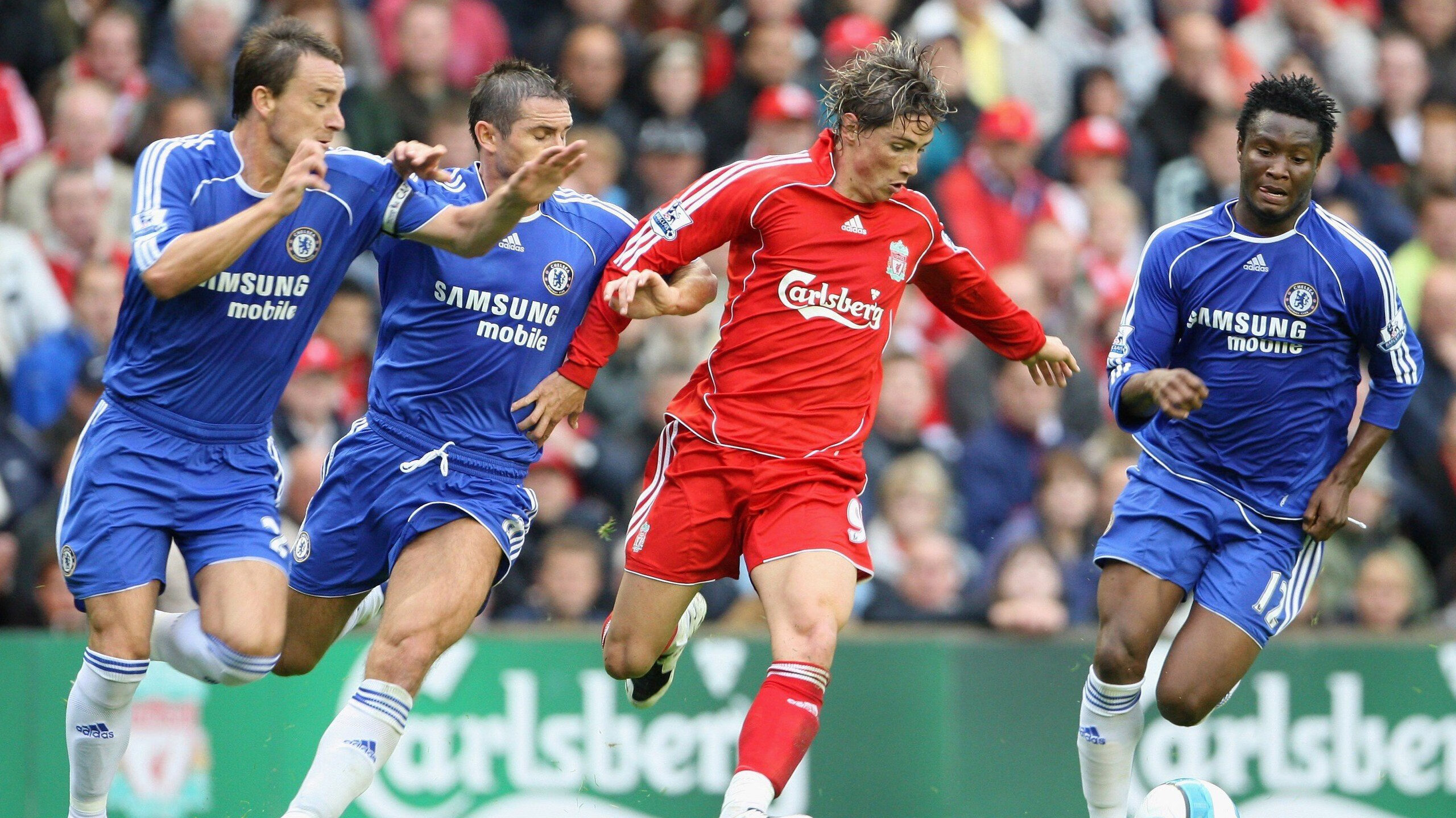 欧冠八强战激战正酣 豪门对决引爆全球瞩目