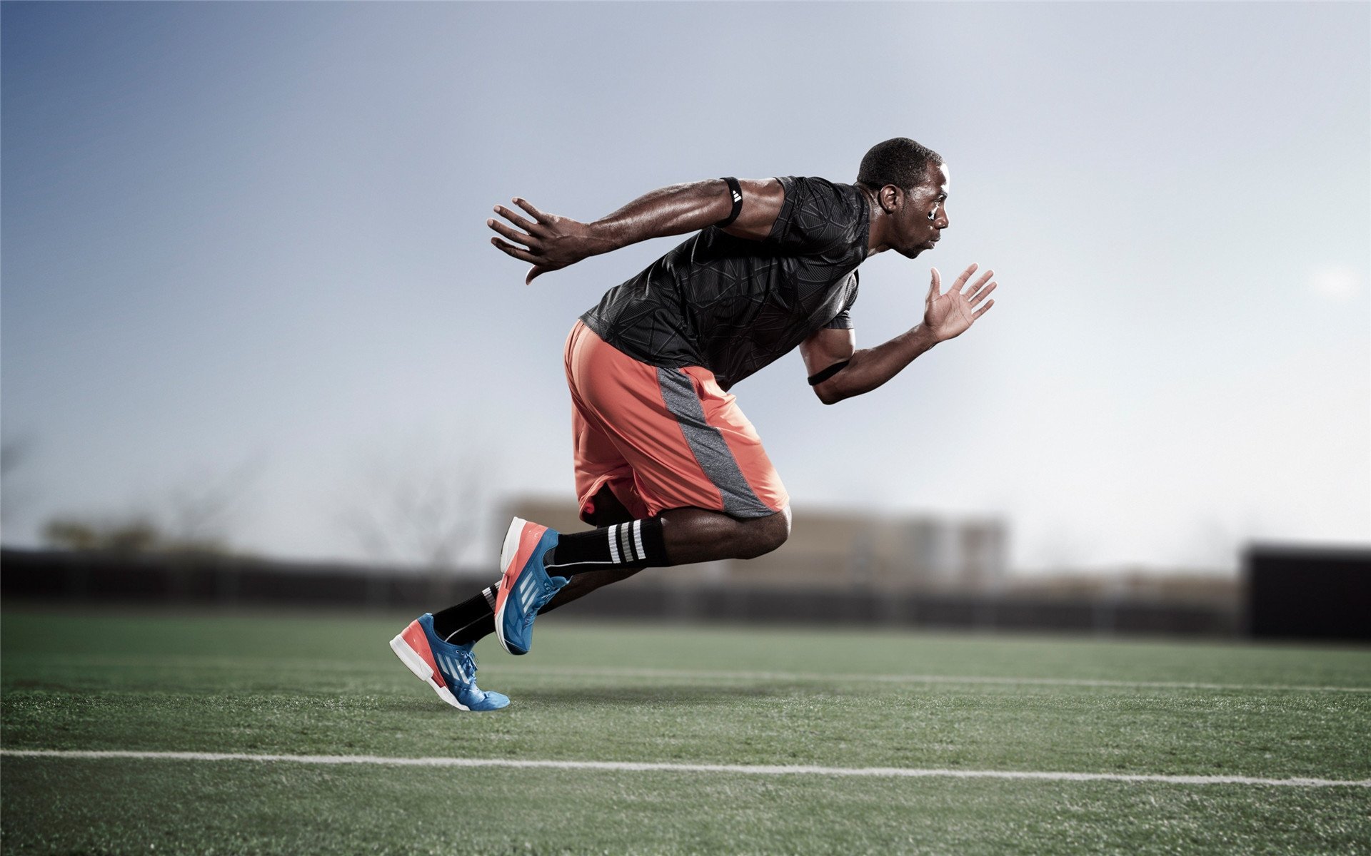 中国滑雪健儿闪耀国际赛场 新星崛起再创佳绩